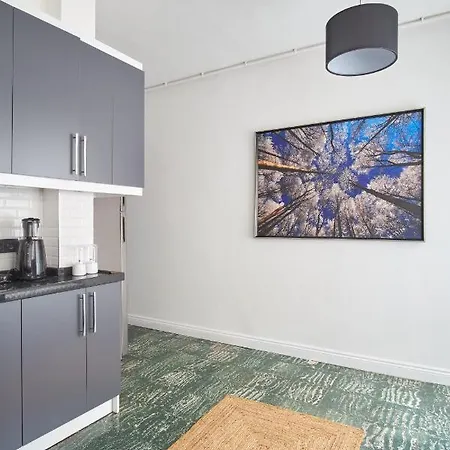 Nova Homes Spectacular View, 5Br/2Ba, Ac, Family Apartment *